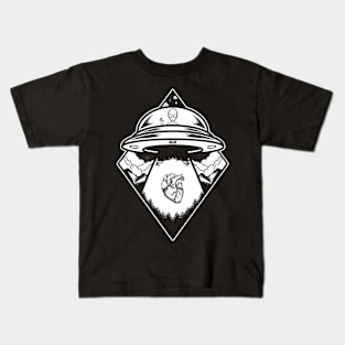 Abduction Heart Alien Ufo Kids T-Shirt